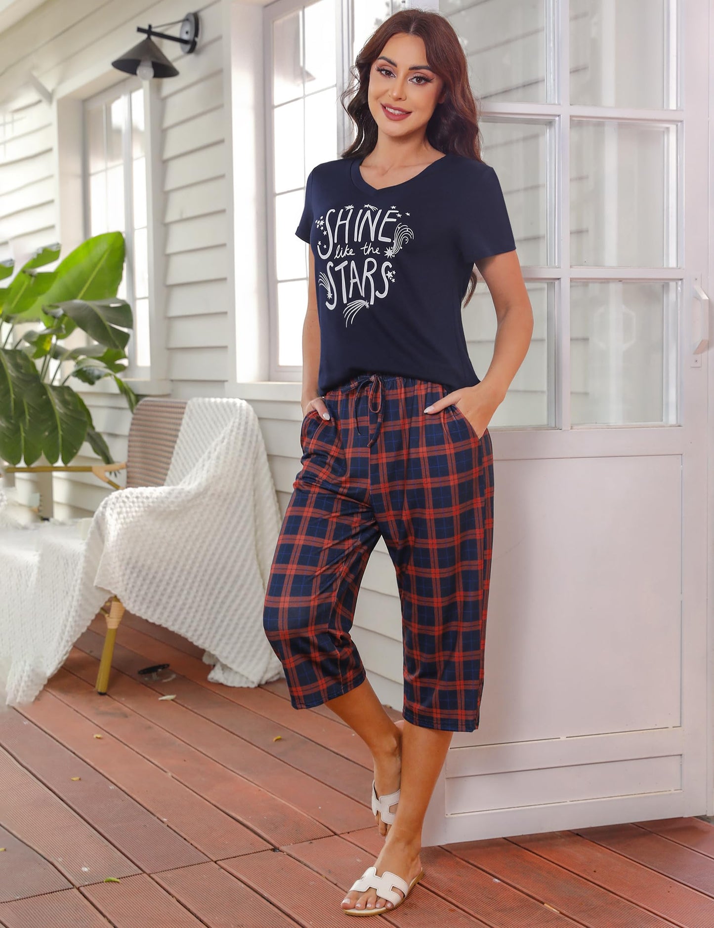 Pyjama Femme Été en Coton à Carreaux – Ensemble 2 Pièces Manche Courte et Pantalon Capri